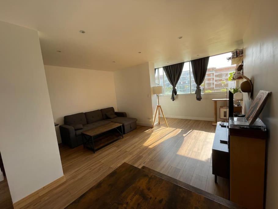 Apartment Joli Duplex De 75m2 A 10mn A Pieds De La Le Lavandou